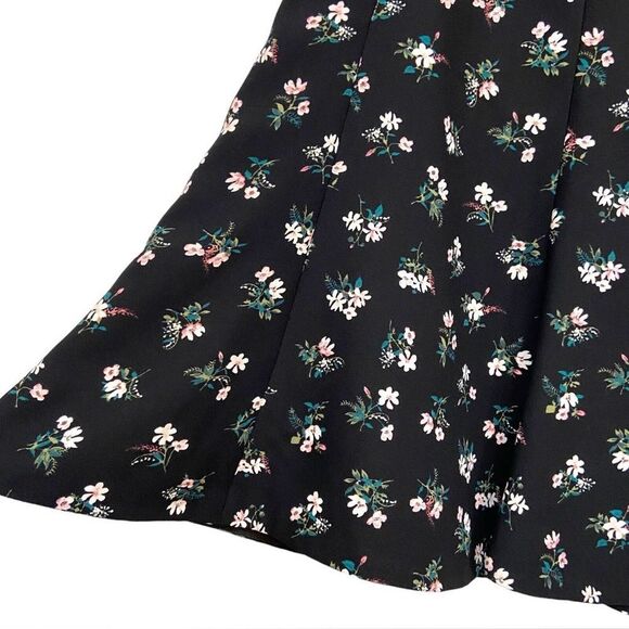 Kate Spade • Crepe flora knee length skirt - Picture 3 of 6